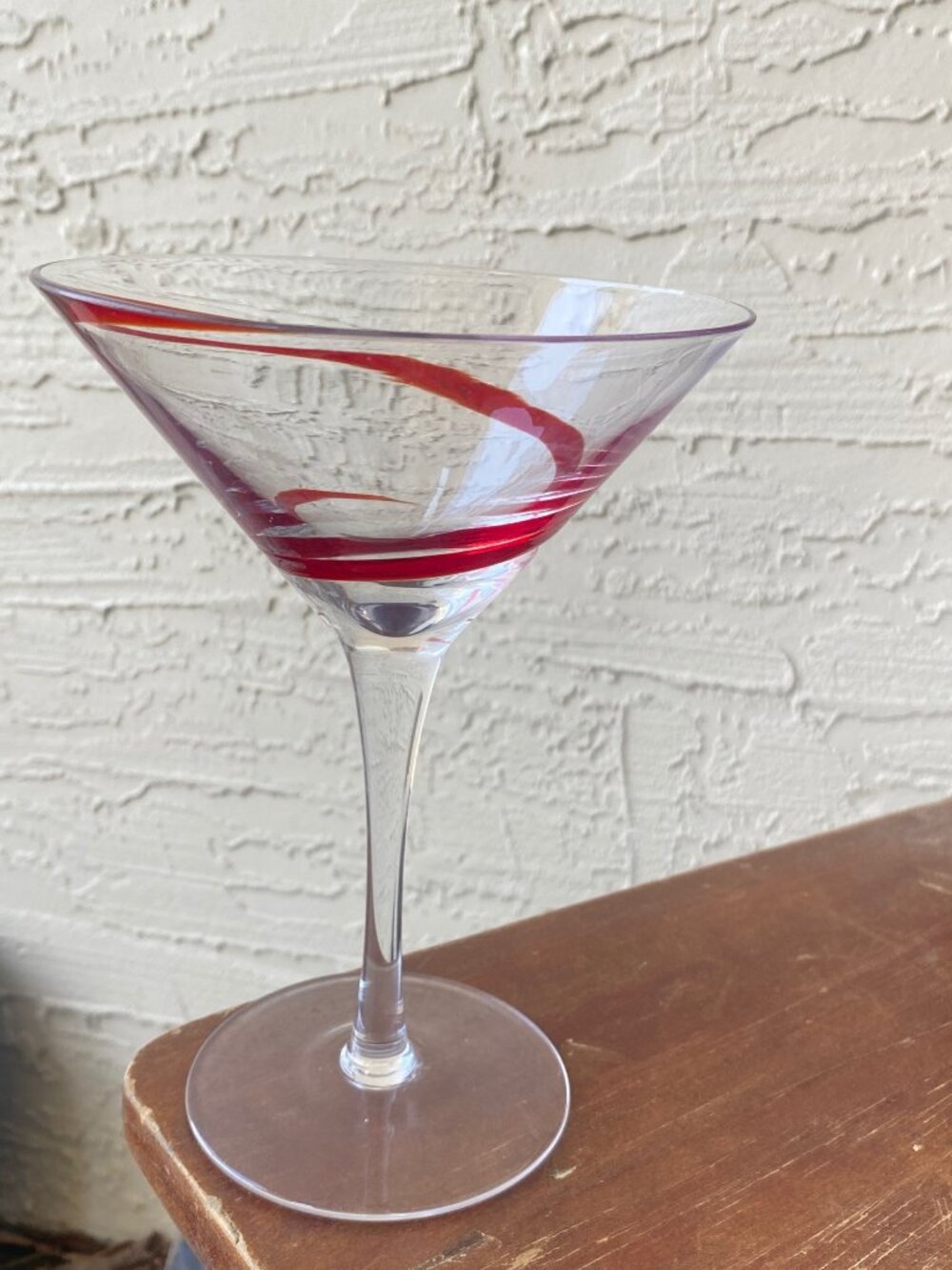 Martini Glass Swirline Red Pier 1 Swirl Line Cosmopolitan Handblown Pier1‎ NLA